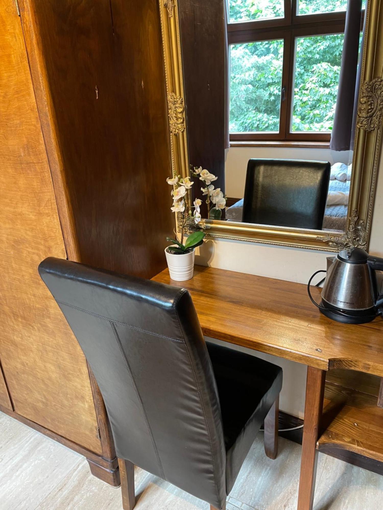 Dworek Oliwski Bed & Breakfast Gdansk Exterior photo